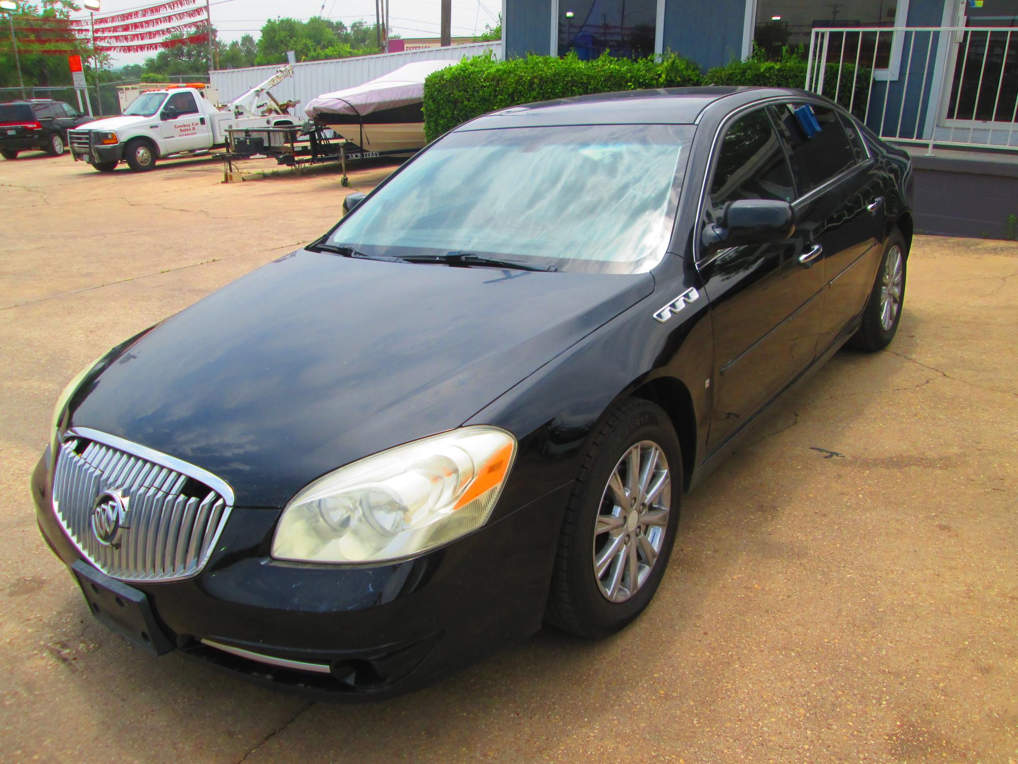 photo of 2010 Buick Lucerne 