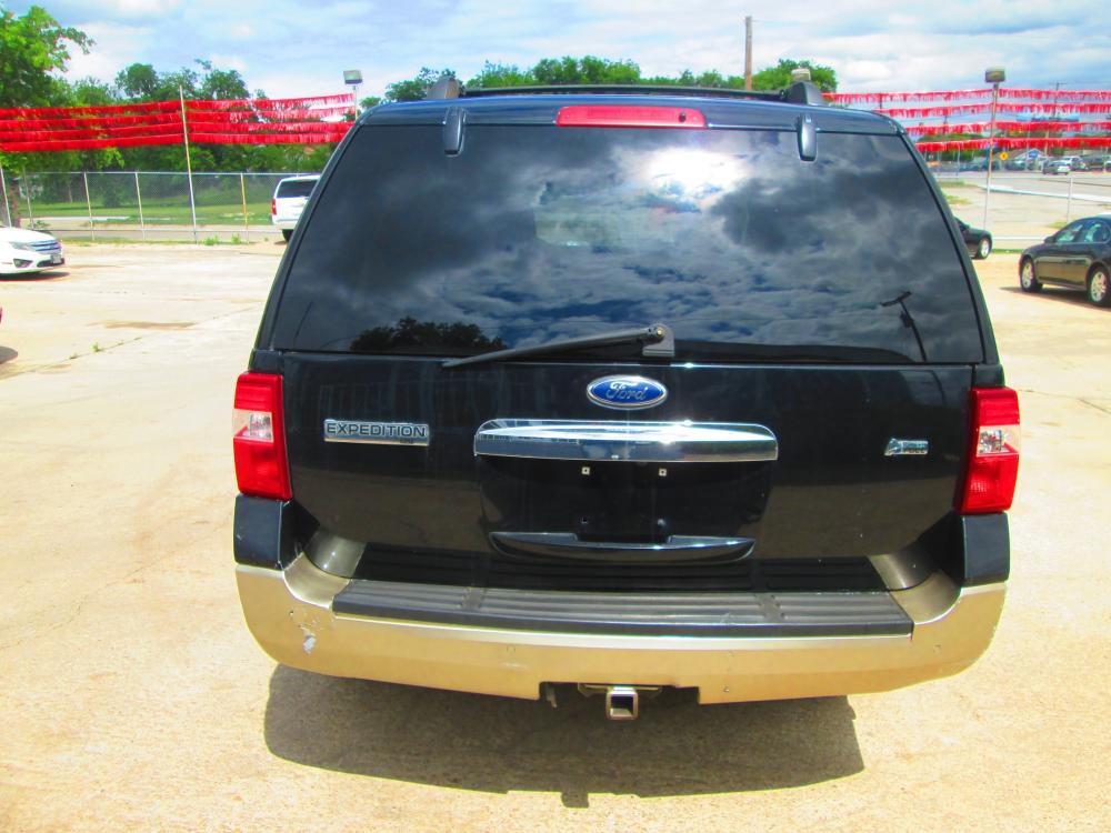 2012 BLACK Ford Expedition King Ranch 2WD (1FMJU1H55CE) with an 5.4L V8 SOHC 16V FFV engine, 6-Speed Automatic transmission, located at 1815 NE 28th St., Fort Worth, TX, 76106, (817) 625-6251, 32.795582, -97.333069 - Photo #4