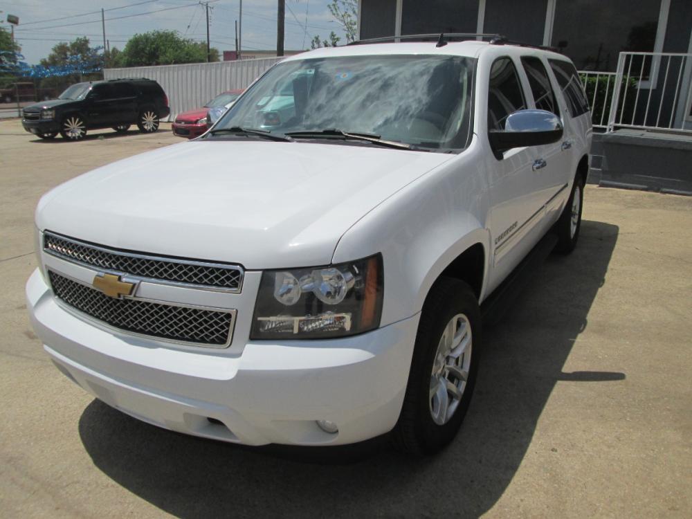 2012 WHITE Chevrolet Suburban LTZ 1500 2WD (1GNSCKE0XCR) with an 5.3L V8 OHV 16V FFV engine, 6-Speed Automatic transmission, located at 1815 NE 28th St., Fort Worth, TX, 76106, (817) 625-6251, 32.795582, -97.333069 - Photo #0