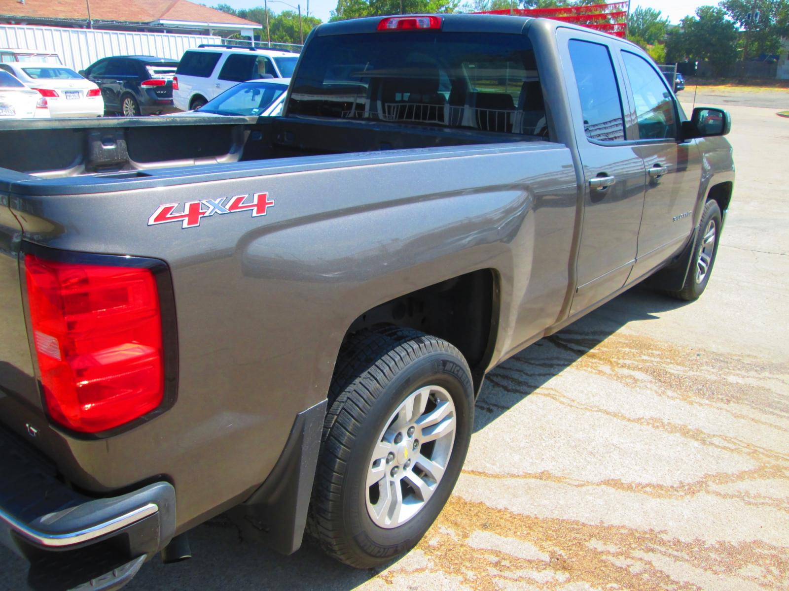 2015 BROWN Chevrolet Silverado 1500 LT Double Cab 4WD (1GCVKREC4FZ) with an 5.3L V8 OHV 16V engine, 6-Speed Automatic transmission, located at 1815 NE 28th St., Fort Worth, TX, 76106, (817) 625-6251, 32.795582, -97.333069 - Photo #6