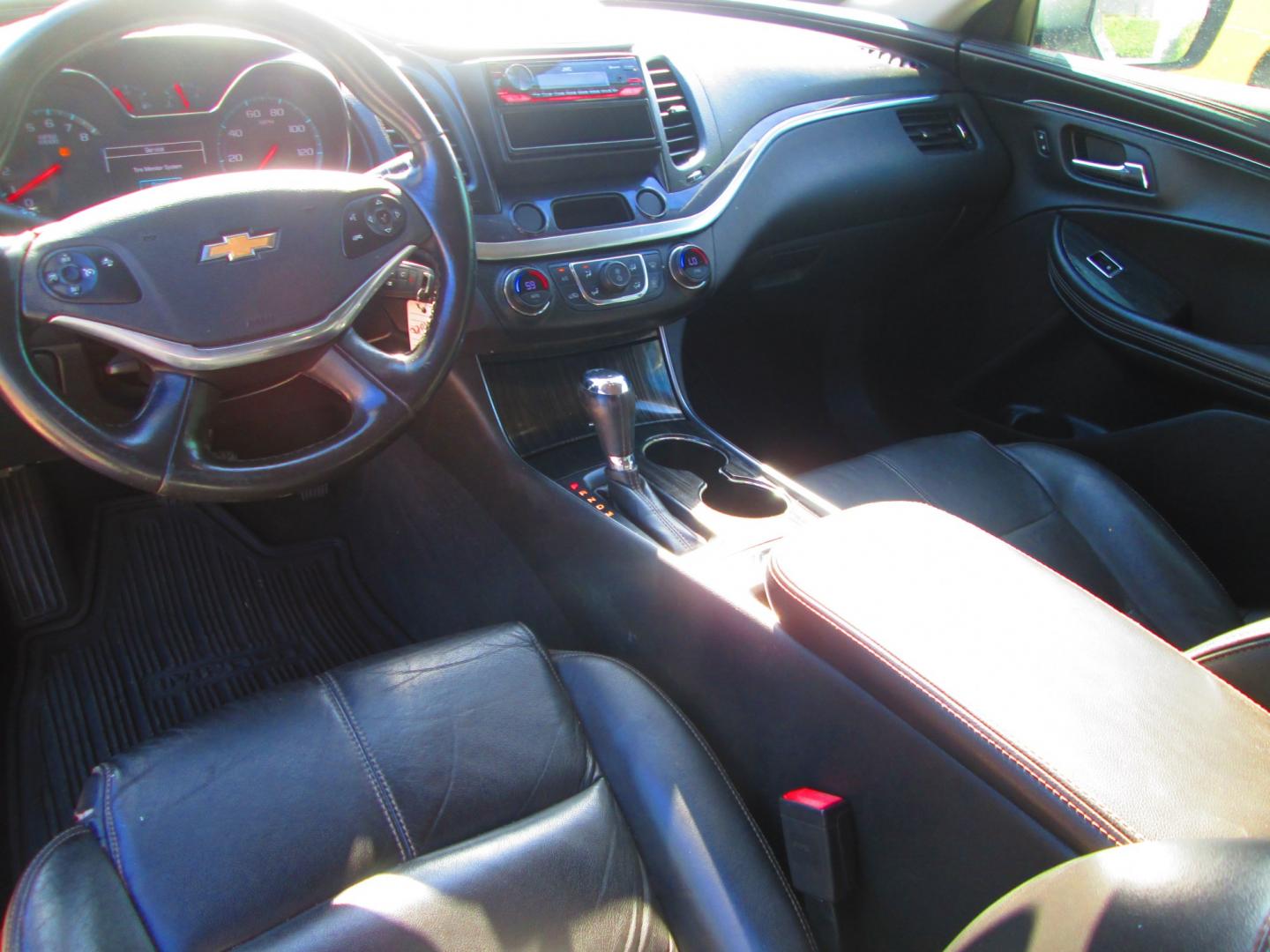 2017 SILVER Chevrolet Impala LT (2G1105S31H9) with an 3.6L V6 DOHC 24V engine, 6A transmission, located at 1815 NE 28th St., Fort Worth, TX, 76106, (817) 625-6251, 32.795582, -97.333069- Photo#11
