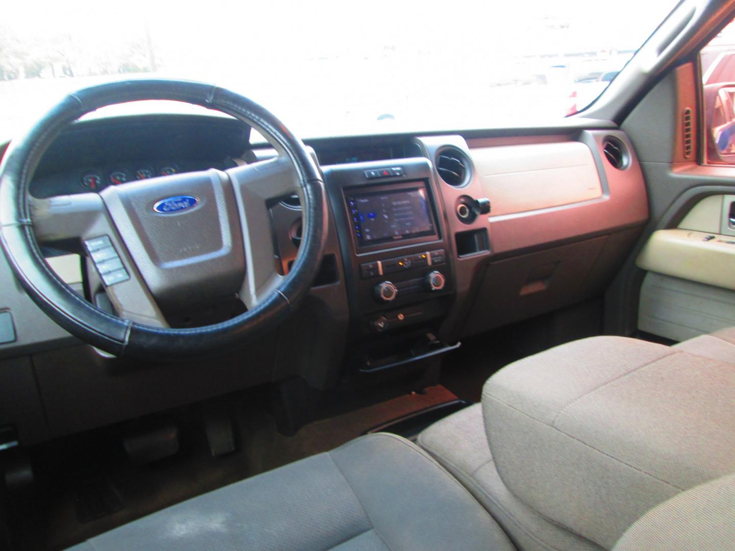 2009 BLUE Ford F-150 (1FTRW12W09F) with an 4.6L V8 OHC FFV engine, 4-Speed Automatic transmission, located at 1815 NE 28th St., Fort Worth, TX, 76106, (817) 625-6251, 32.795582, -97.333069- Photo#9