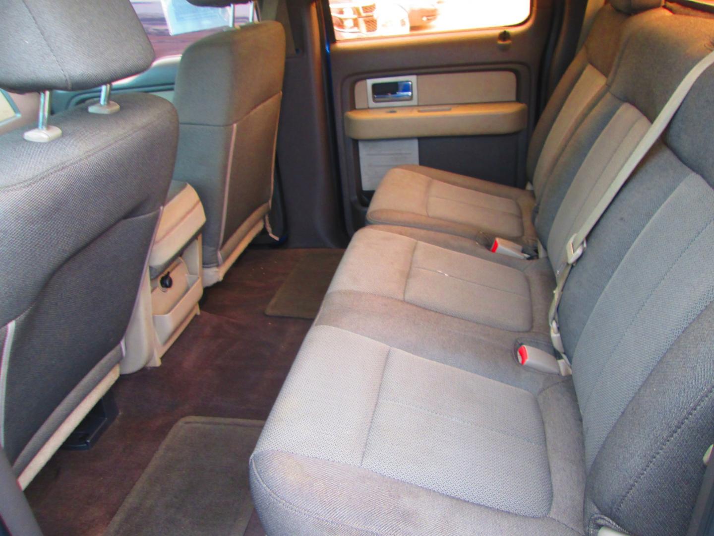 2009 BLUE Ford F-150 (1FTRW12W09F) with an 4.6L V8 OHC FFV engine, 4-Speed Automatic transmission, located at 1815 NE 28th St., Fort Worth, TX, 76106, (817) 625-6251, 32.795582, -97.333069- Photo#8