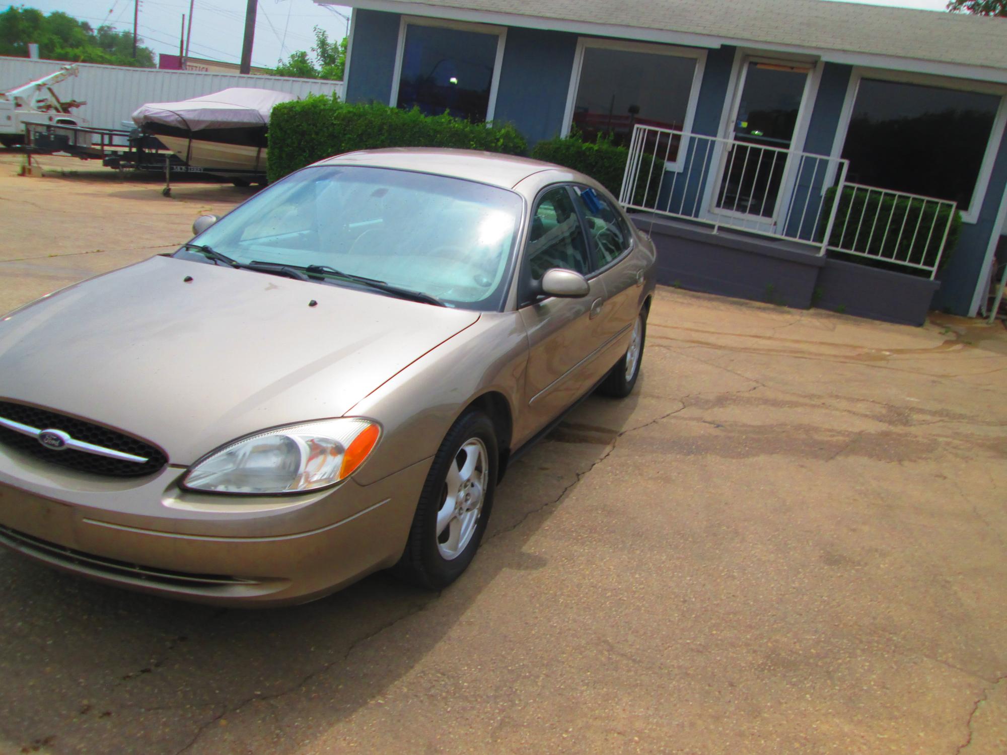 photo of 2003 Ford Taurus SES FFV