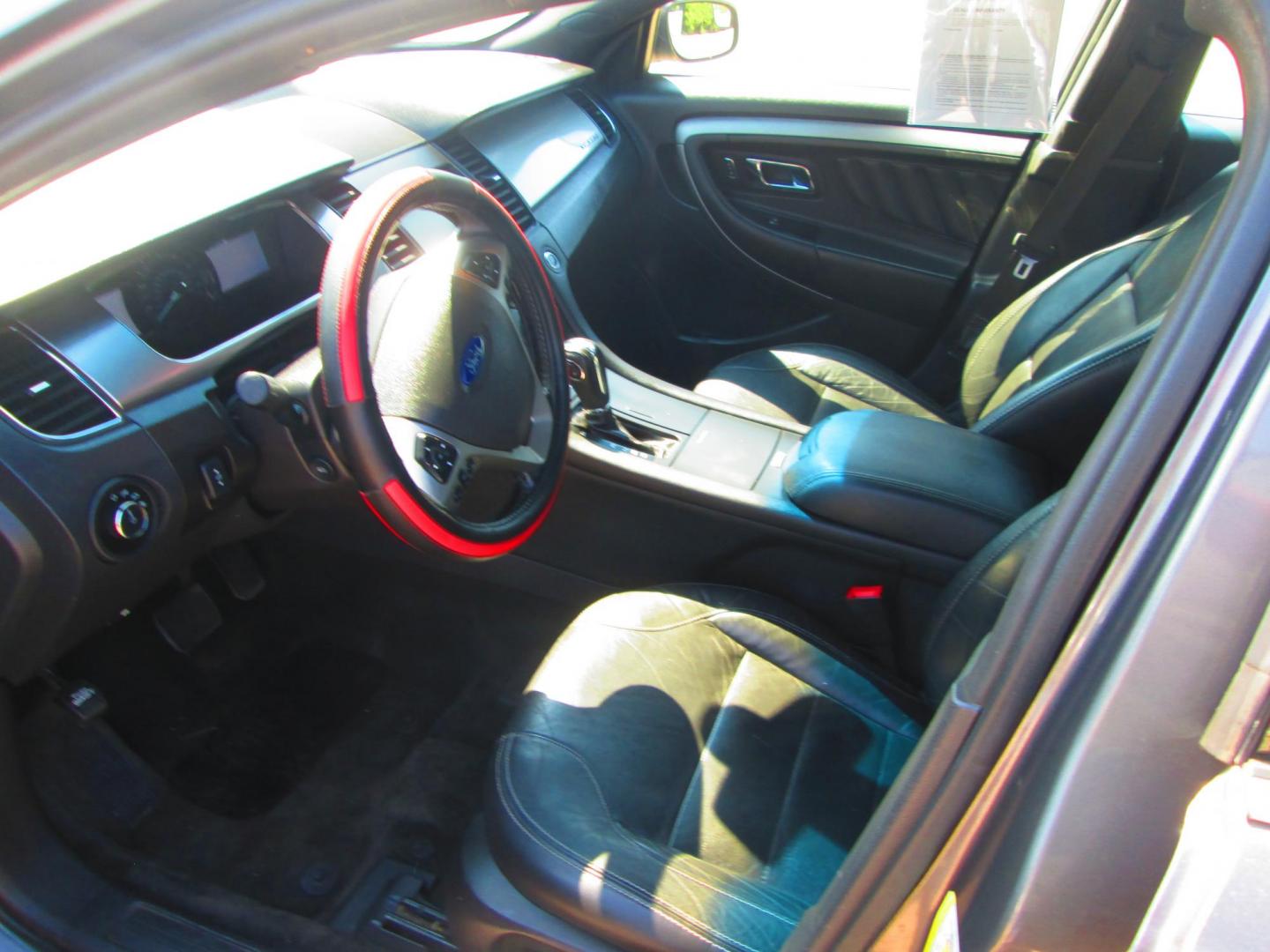 2014 GRAY Ford Taurus SEL FWD (1FAHP2E80EG) with an 3.5L V6 DOHC 24V engine, 6-Speed Automatic transmission, located at 1815 NE 28th St., Fort Worth, TX, 76106, (817) 625-6251, 32.795582, -97.333069 - Photo#10
