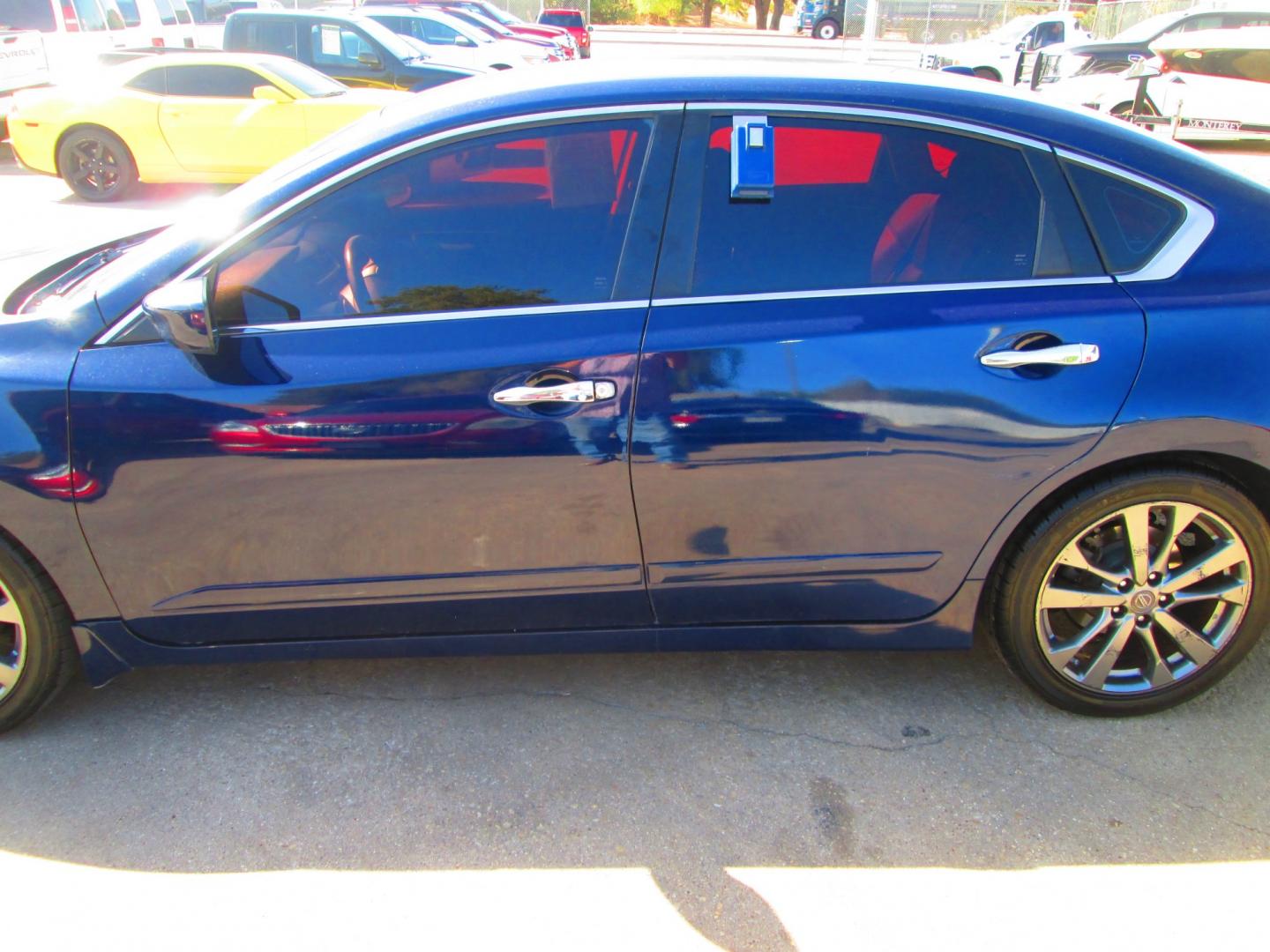 2018 BLUE Nissan Altima 2.5 (1N4AL3AP2JC) with an 2.5L L4 DOHC 16V engine, CVT transmission, located at 1815 NE 28th St., Fort Worth, TX, 76106, (817) 625-6251, 32.795582, -97.333069- Photo#7