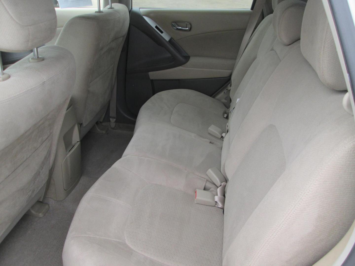 2014 WHITE Nissan Murano S (JN8AZ1MU3EW) with an 3.5L V6 DOHC 24V engine, Continuously Variable Transmission transmission, located at 1815 NE 28th St., Fort Worth, TX, 76106, (817) 625-6251, 32.795582, -97.333069 - Photo#8