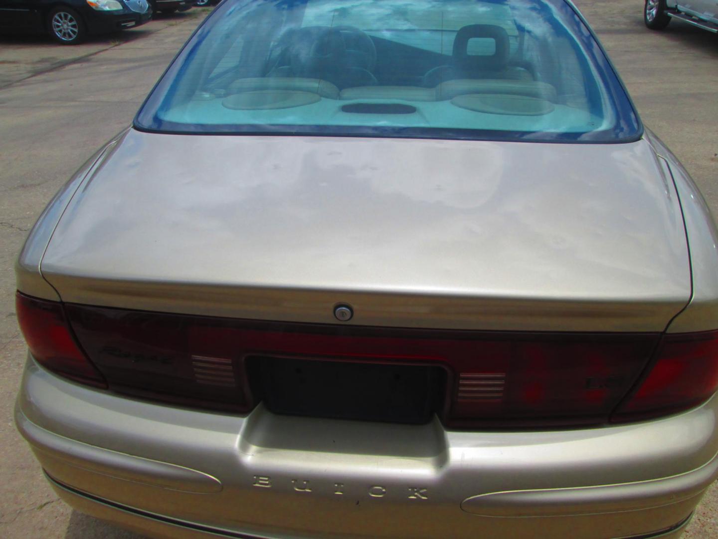 2004 GOLD Buick Regal LS (2G4WB52K341) with an 3.8L V6 OHV 12V engine, 4-Speed Automatic Overdrive transmission, located at 1815 NE 28th St., Fort Worth, TX, 76106, (817) 625-6251, 32.795582, -97.333069 - Photo#5