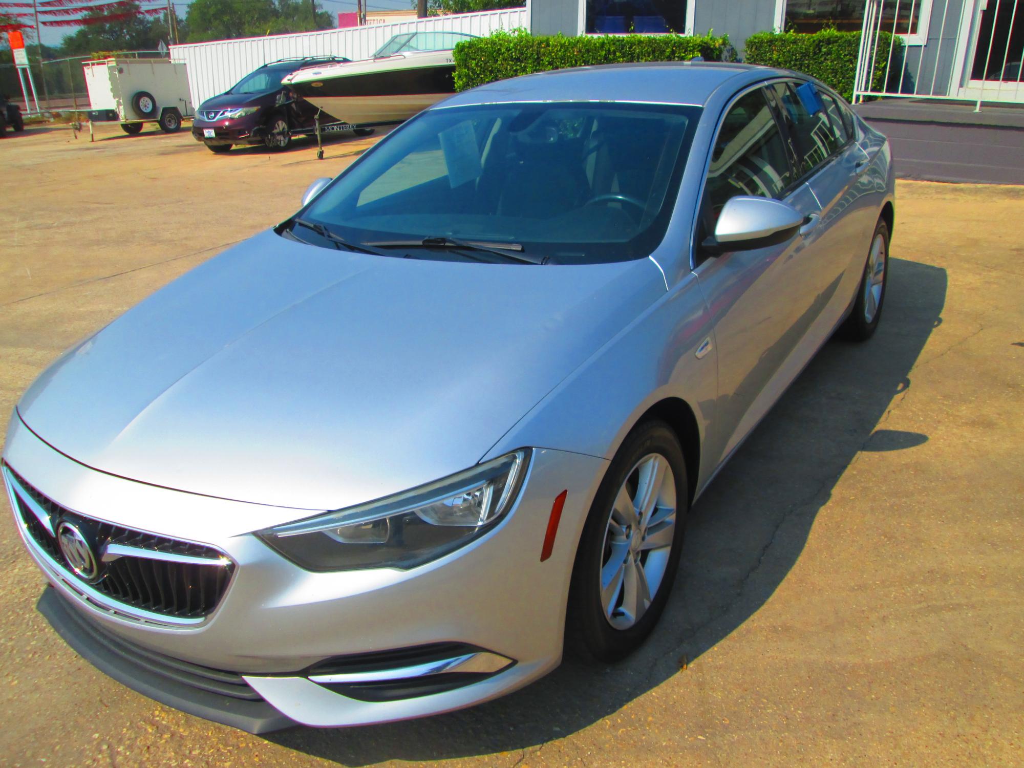 photo of 2018 Buick Regal Preferred