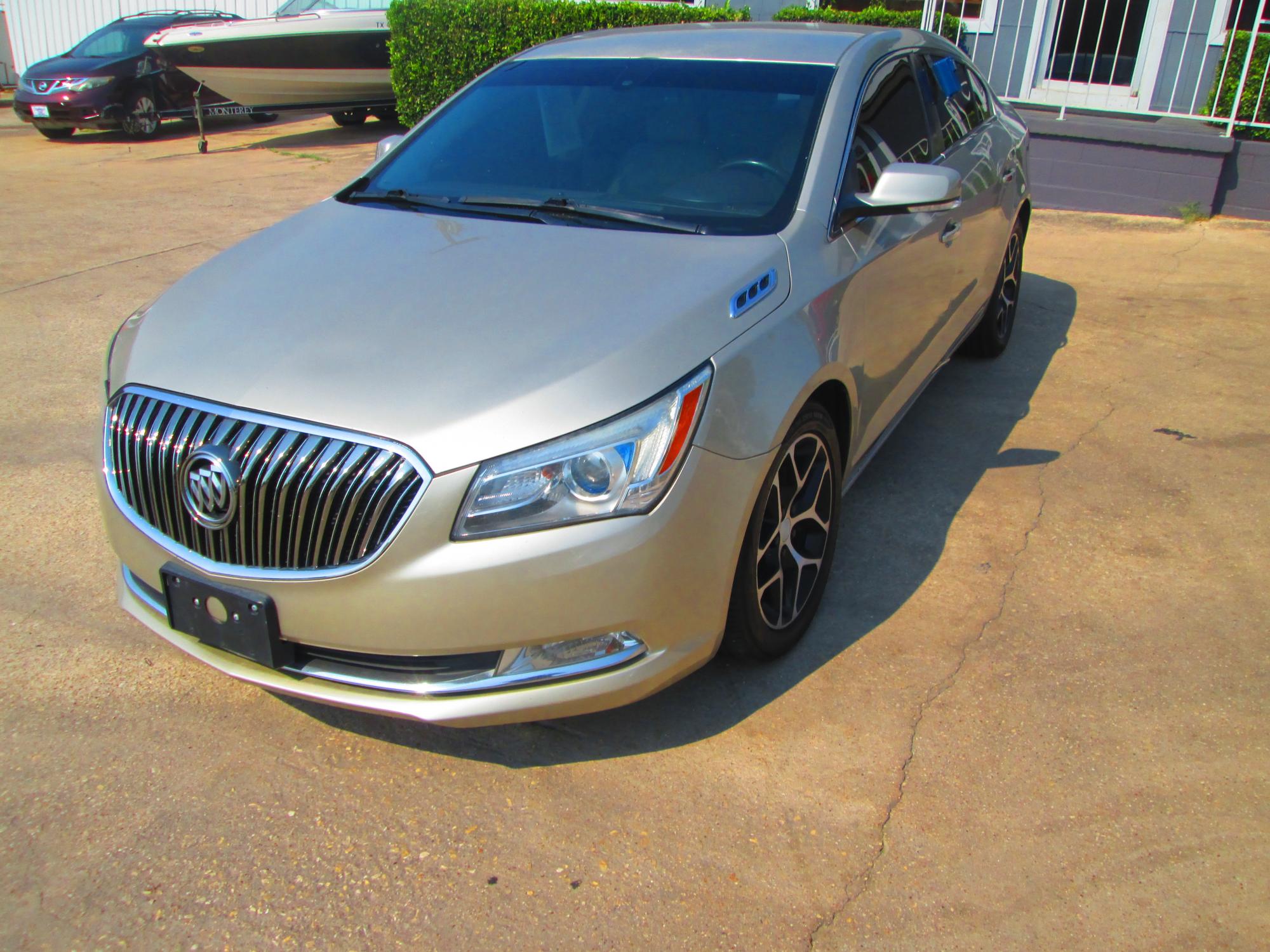 photo of 2016 Buick LaCrosse Sport Touring