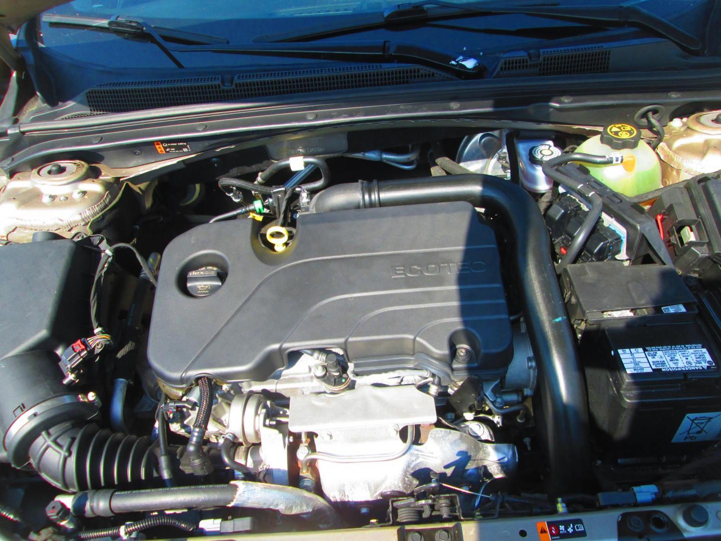 2022 GOLD Chevrolet Malibu LT (1G1ZD5ST3NF) with an 1.5L L4 DOHC 16V engine, 6A transmission, located at 1815 NE 28th St., Fort Worth, TX, 76106, (817) 625-6251, 32.795582, -97.333069 - Photo#11