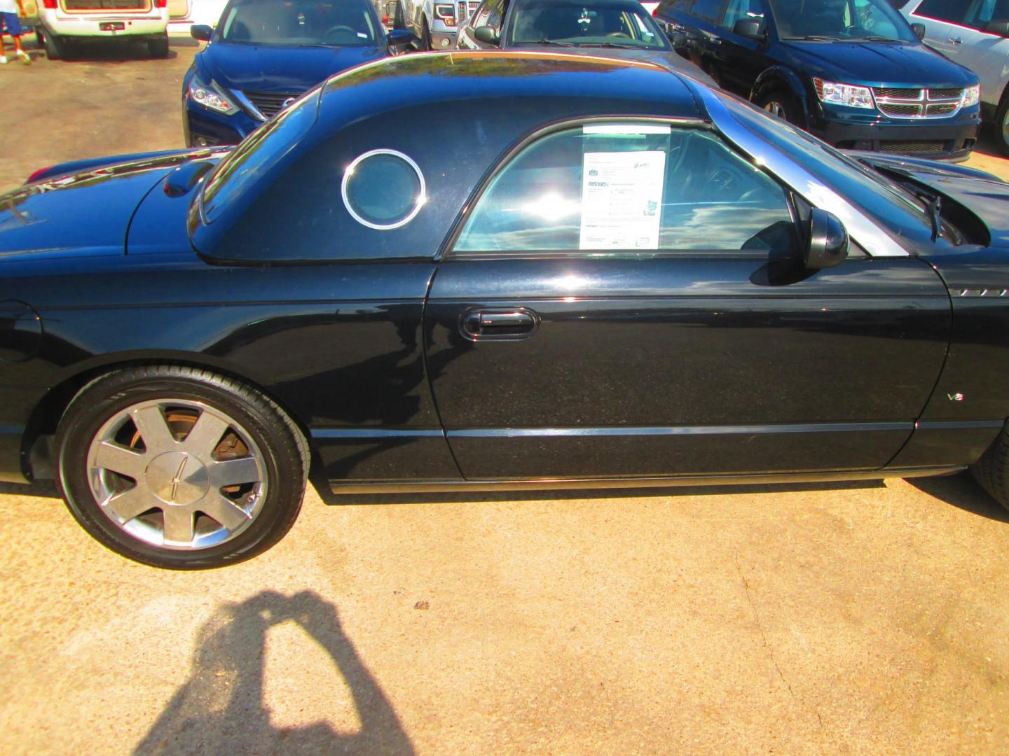 2003 BLACK Ford Thunderbird Deluxe (1FAHP60A13Y) with an 3.9L V8 DOHC 32V engine, 5-Speed Automatic Overdrive transmission, located at 1815 NE 28th St., Fort Worth, TX, 76106, (817) 625-6251, 32.795582, -97.333069 - Photo#3