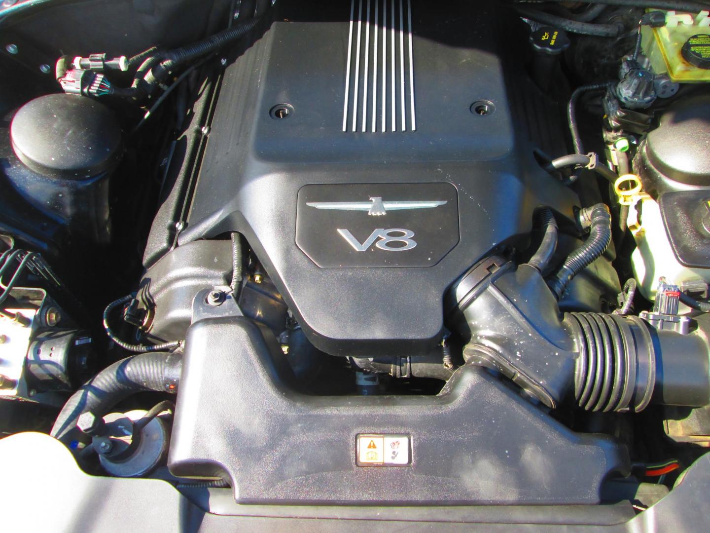 2003 BLACK Ford Thunderbird Deluxe (1FAHP60A13Y) with an 3.9L V8 DOHC 32V engine, 5-Speed Automatic Overdrive transmission, located at 1815 NE 28th St., Fort Worth, TX, 76106, (817) 625-6251, 32.795582, -97.333069 - Photo#10