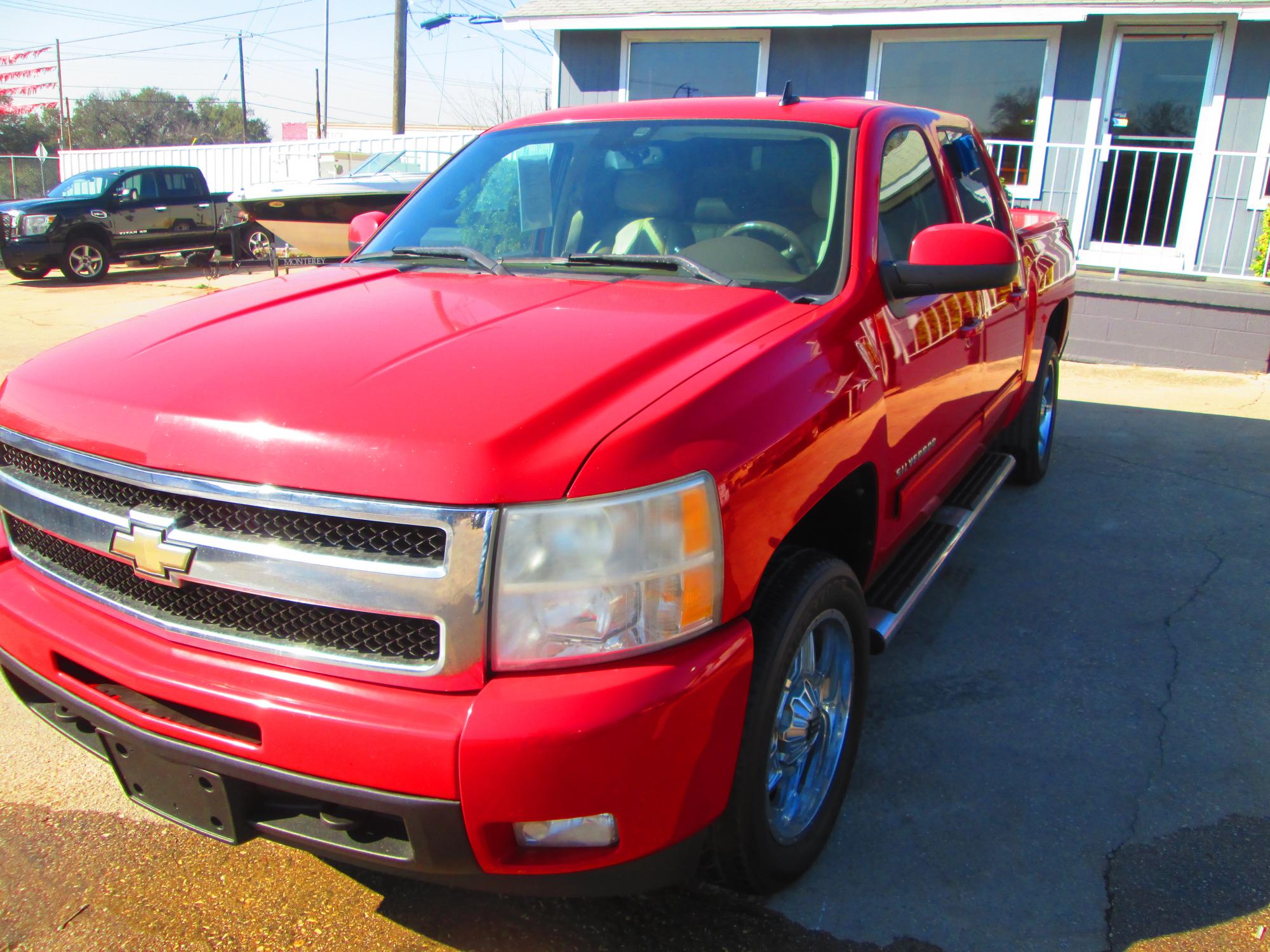 photo of 2011 Chevrolet Silverado 1500 LTZ Crew Cab 4WD