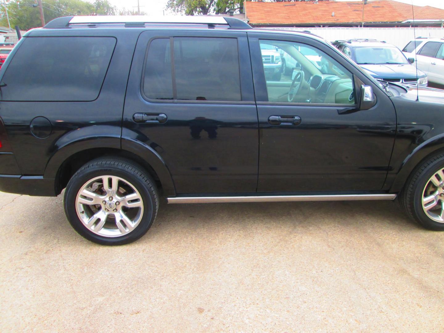 2010 BLACK Ford Explorer Limited 4.0L 2WD (1FMEU6FE1AU) with an 4.0L V6 SOHC 16V engine, 5-Speed Automatic transmission, located at 1815 NE 28th St., Fort Worth, TX, 76106, (817) 625-6251, 32.795582, -97.333069 - Photo#4