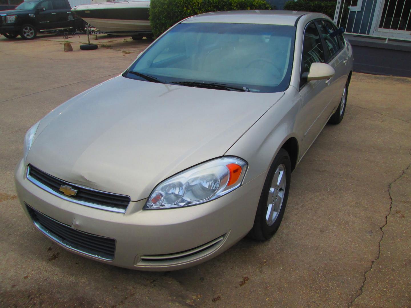 2008 GOLD Chevrolet Impala LT (2G1WT58K781) with an 3.5L V6 OHV 12V FFV engine, 4-Speed Automatic Overdrive transmission, located at 1815 NE 28th St., Fort Worth, TX, 76106, (817) 625-6251, 32.795582, -97.333069 - Photo#0