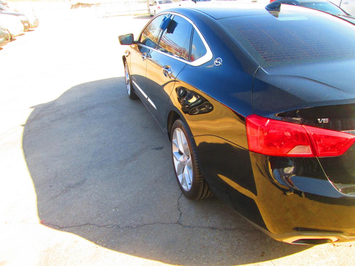 2019 BLACK Chevrolet Impala Premier (1G1105S37KU) with an 3.6L V6 DOHC 24V engine, 6A transmission, located at 1815 NE 28th St., Fort Worth, TX, 76106, (817) 625-6251, 32.795582, -97.333069 - Photo#6