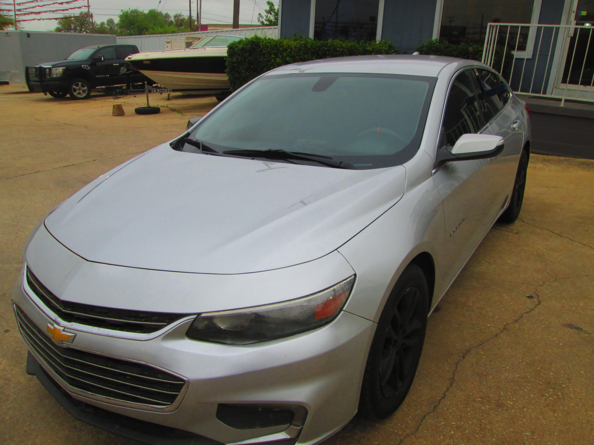photo of 2018 Chevrolet Malibu LT