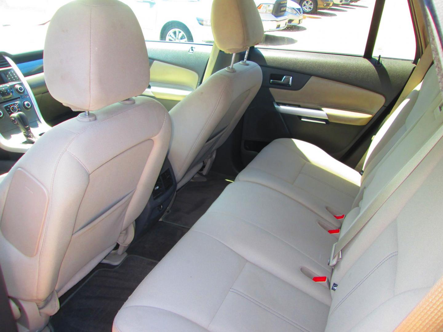 2013 BLACK Ford Edge SE FWD (2FMDK3GC8DB) with an 3.5L V6 DOHC 24V engine, 6-Speed Automatic transmission, located at 1815 NE 28th St., Fort Worth, TX, 76106, (817) 625-6251, 32.795582, -97.333069 - Photo#9