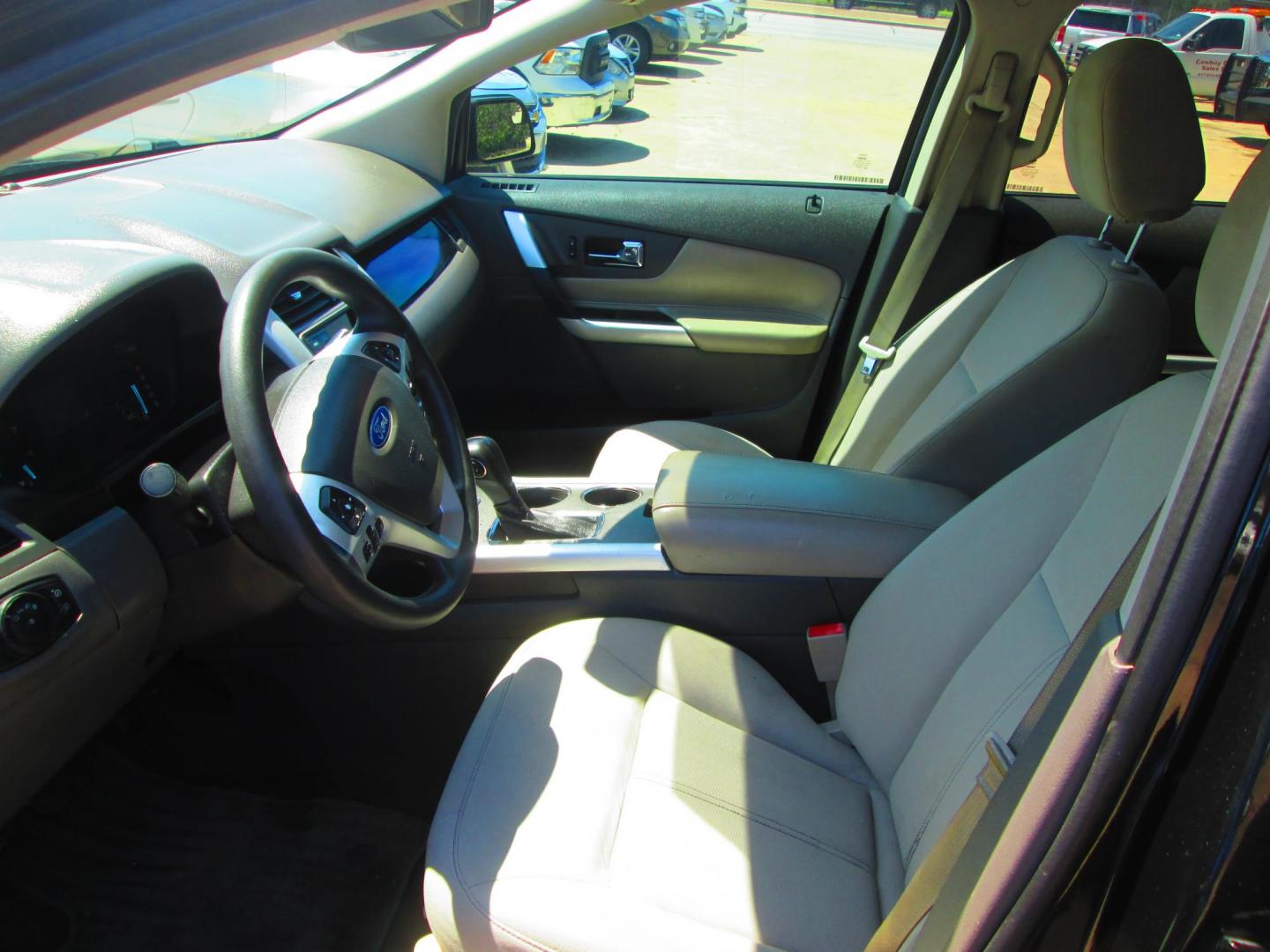 2013 BLACK Ford Edge SE FWD (2FMDK3GC8DB) with an 3.5L V6 DOHC 24V engine, 6-Speed Automatic transmission, located at 1815 NE 28th St., Fort Worth, TX, 76106, (817) 625-6251, 32.795582, -97.333069 - Photo#11