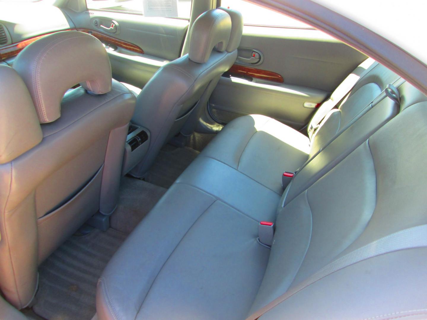2003 WHITE Buick LeSabre Limited (1G4HR54K13U) with an 3.8L V6 OHV 12V engine, 4-Speed Automatic Overdrive transmission, located at 1815 NE 28th St., Fort Worth, TX, 76106, (817) 625-6251, 32.795582, -97.333069 - Photo#7