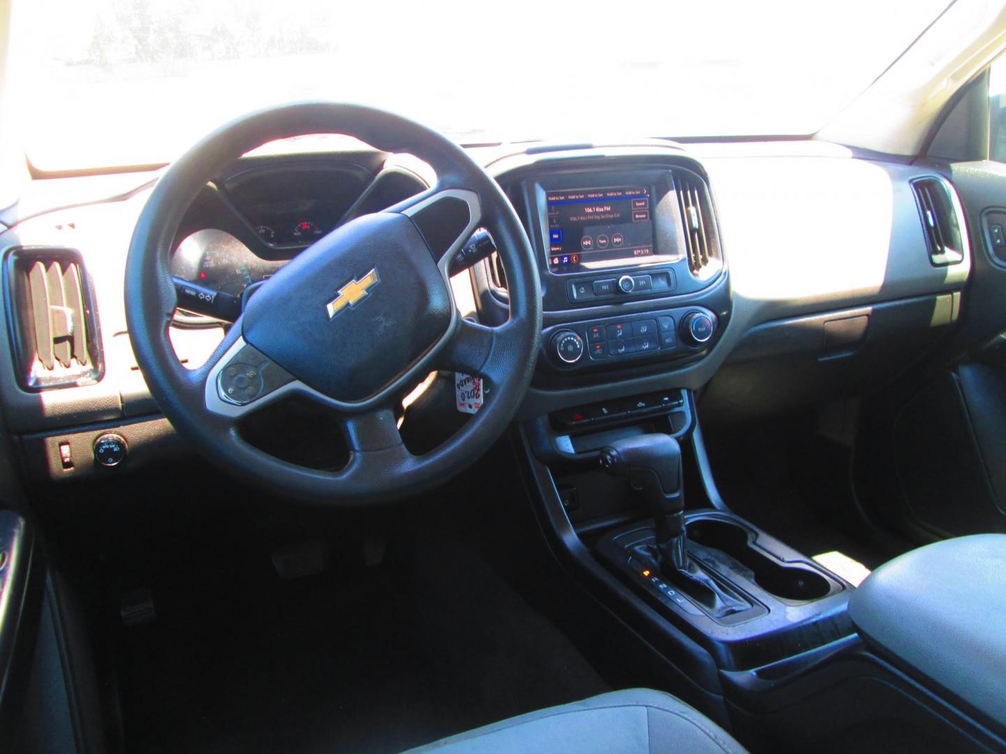 2020 BLUE Chevrolet Colorado Work Truck Crew Cab 2WD Long Box (1GCGSBEN3L1) with an 3.6L V6 DOHC 24V GAS engine, 6A transmission, located at 1815 NE 28th St., Fort Worth, TX, 76106, (817) 625-6251, 32.795582, -97.333069 - Photo#10