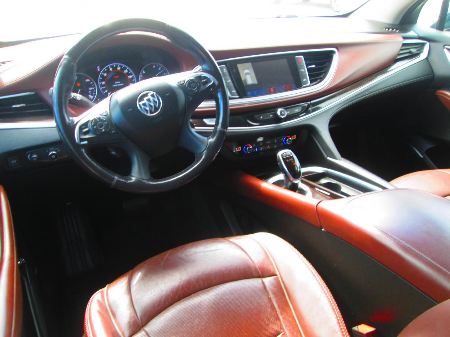 2019 BLACK Buick Enclave Avenir AWD (5GAEVCKW8KJ) with an 3.6L V6 DOHC 24V engine, 9A transmission, located at 1815 NE 28th St., Fort Worth, TX, 76106, (817) 625-6251, 32.795582, -97.333069 - Photo#10