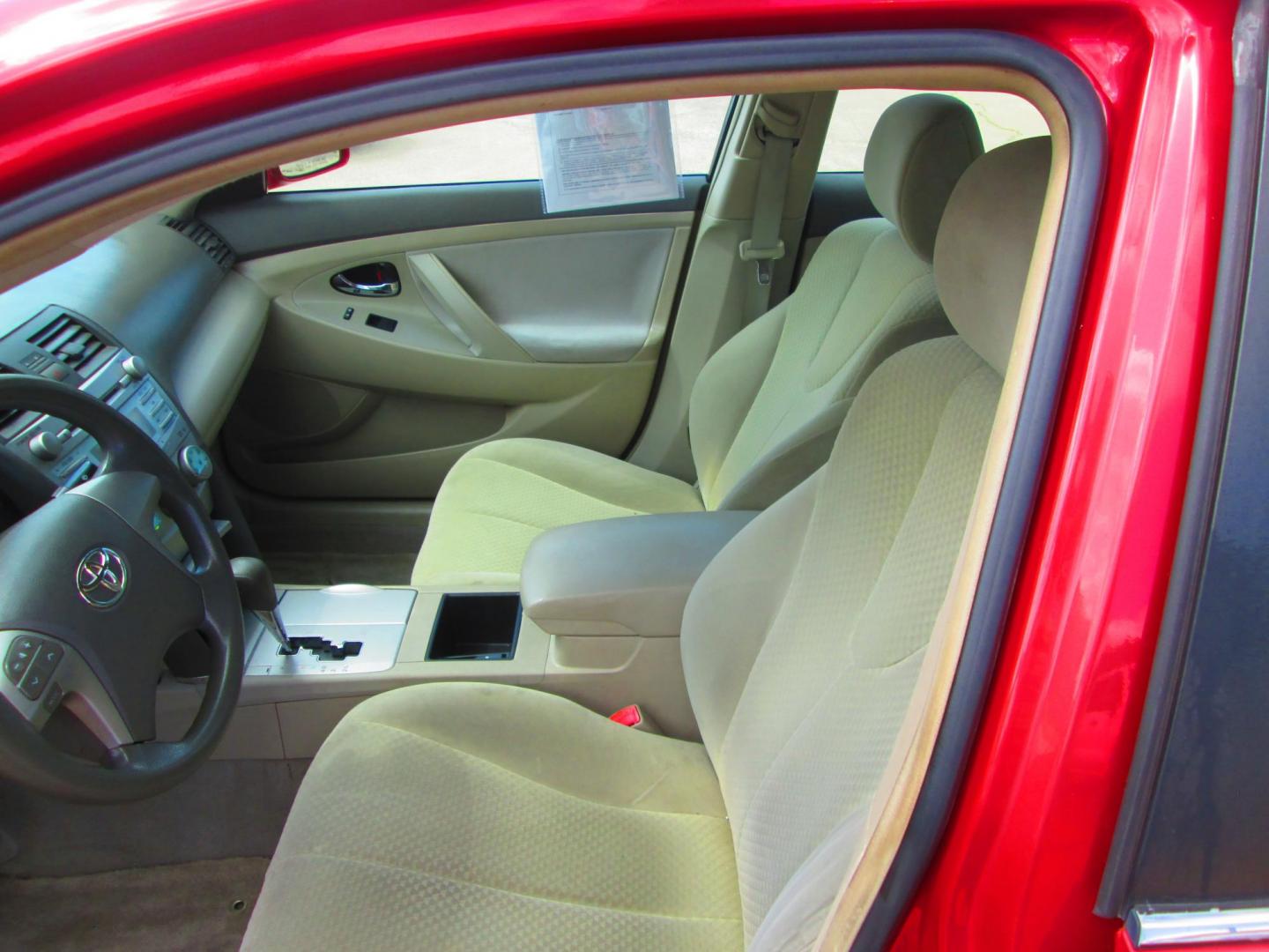 2007 RED Toyota Camry CE 5-Spd AT (4T1BE46K77U) with an 2.4L L4 DOHC 16V engine, 5-Speed Automatic Overdrive transmission, located at 1815 NE 28th St., Fort Worth, TX, 76106, (817) 625-6251, 32.795582, -97.333069 - Photo#10
