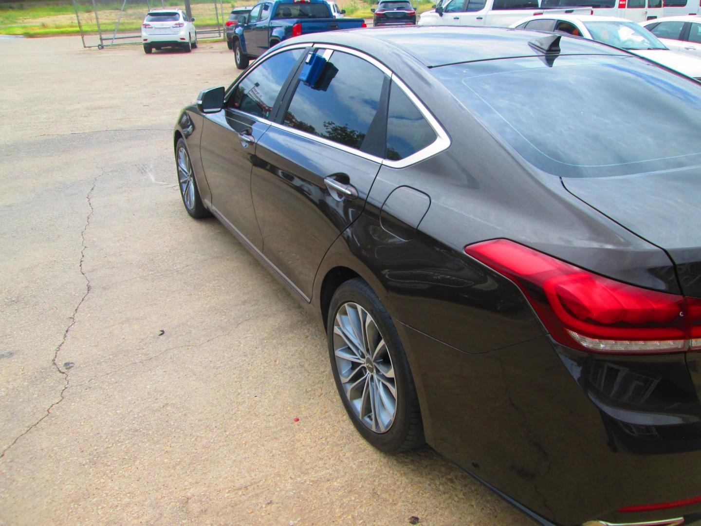 2015 BROWN Hyundai Genesis 3.8L (KMHGN4JE3FU) with an 3.8L V6 DOHC 24V engine, 6A transmission, located at 1815 NE 28th St., Fort Worth, TX, 76106, (817) 625-6251, 32.795582, -97.333069- Photo#6