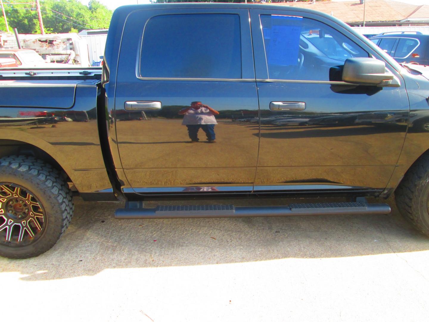 2015 BLUE RAM 1500 SSV Crew Cab SWB 4WD (1C6RR7XT1FS) with an 5.7L V8 OHV 16V engine, 6-Speed Automatic transmission, located at 1815 NE 28th St., Fort Worth, TX, 76106, (817) 625-6251, 32.795582, -97.333069- Photo#3