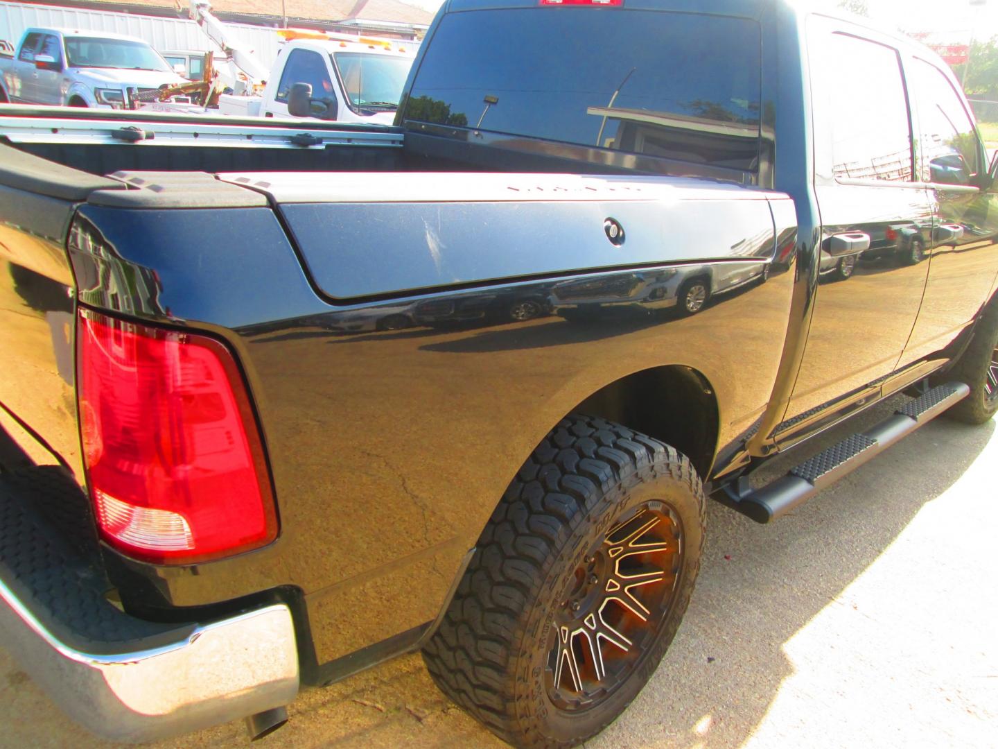 2015 BLUE RAM 1500 SSV Crew Cab SWB 4WD (1C6RR7XT1FS) with an 5.7L V8 OHV 16V engine, 6-Speed Automatic transmission, located at 1815 NE 28th St., Fort Worth, TX, 76106, (817) 625-6251, 32.795582, -97.333069- Photo#4