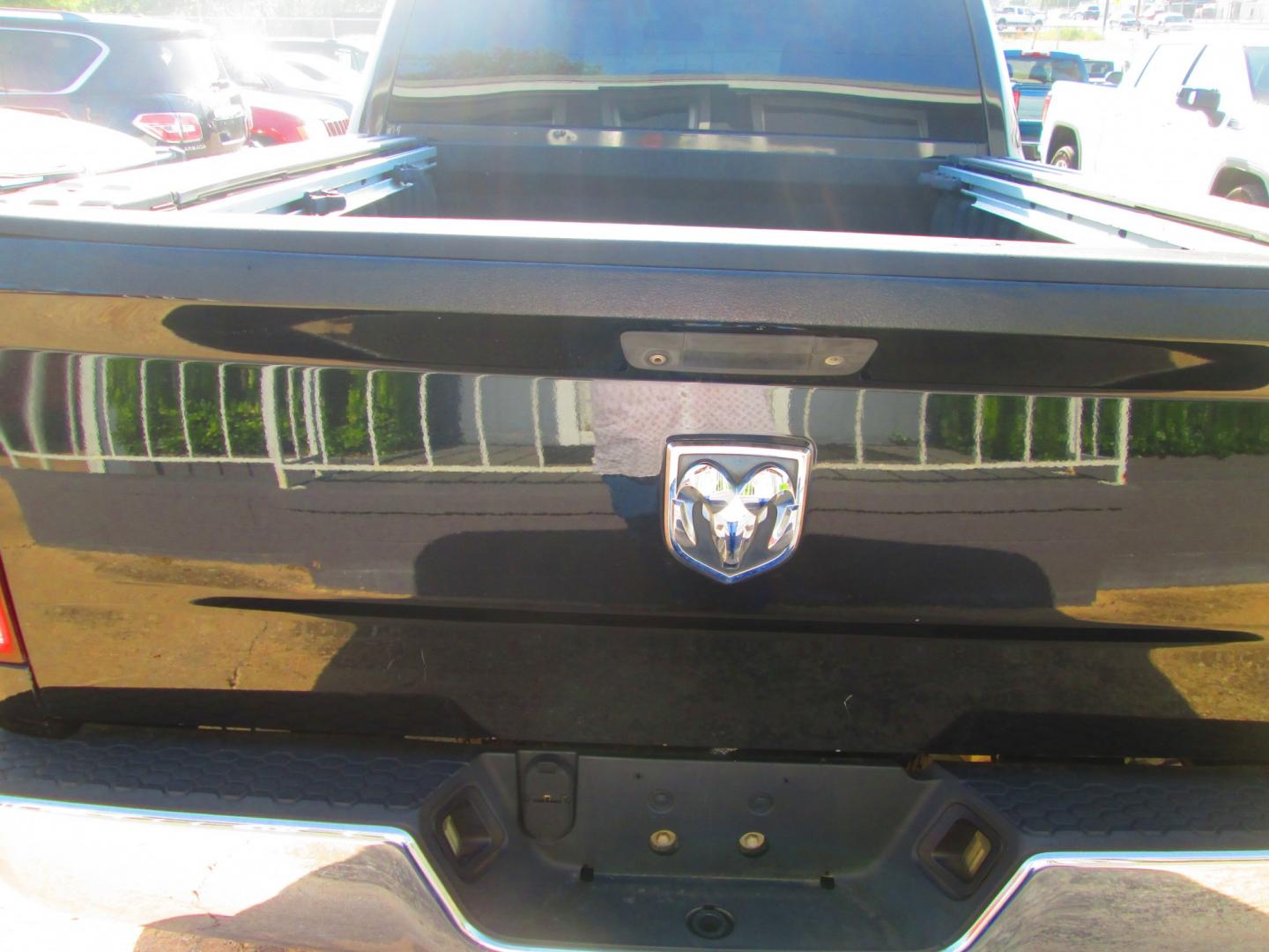 2015 BLUE RAM 1500 SSV Crew Cab SWB 4WD (1C6RR7XT1FS) with an 5.7L V8 OHV 16V engine, 6-Speed Automatic transmission, located at 1815 NE 28th St., Fort Worth, TX, 76106, (817) 625-6251, 32.795582, -97.333069- Photo#5