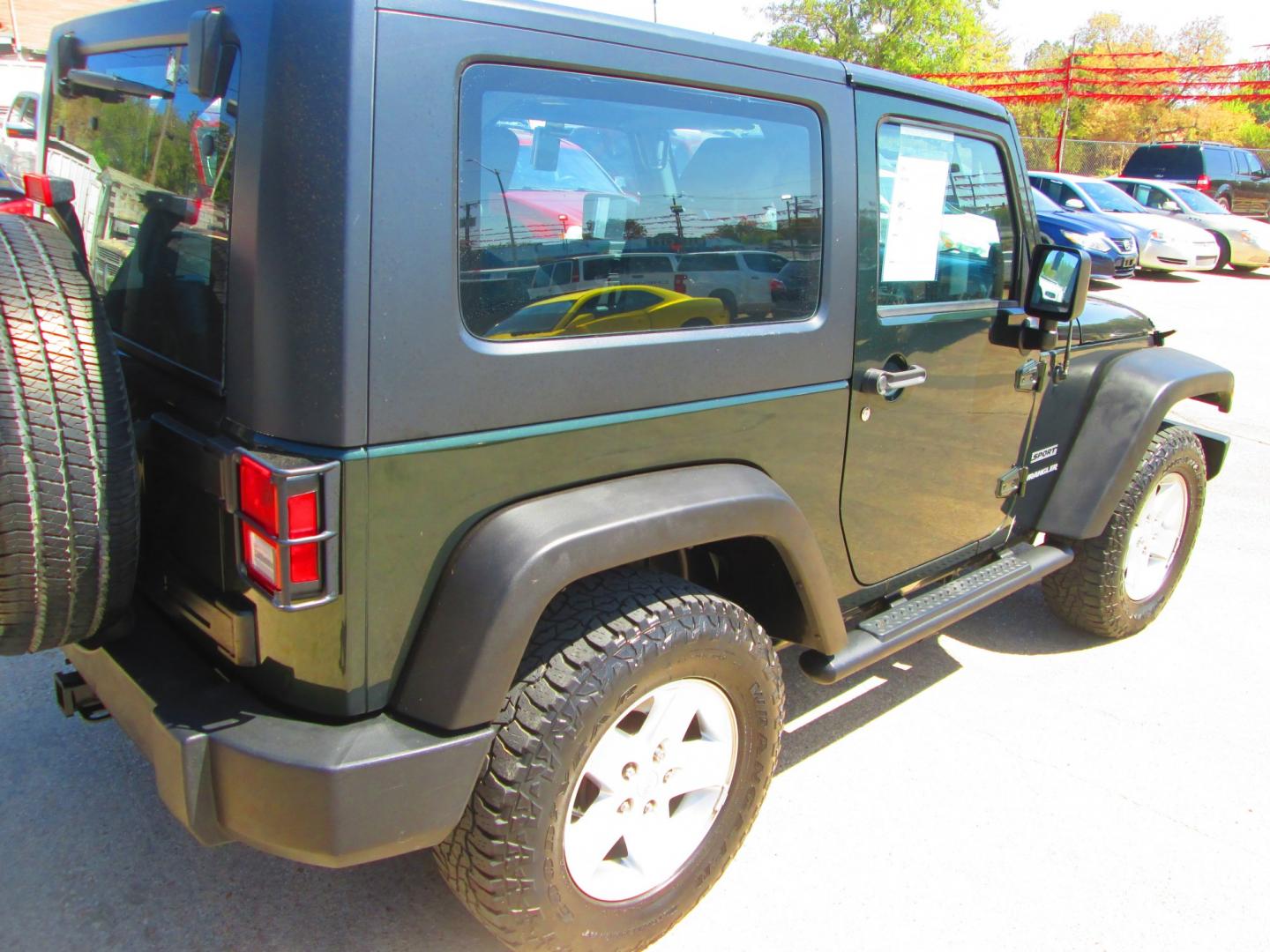 2010 GREEN Jeep Wrangler Sport 4WD (1J4AA2D12AL) with an 3.8L V6 OHV 12V engine, located at 1815 NE 28th St., Fort Worth, TX, 76106, (817) 625-6251, 32.795582, -97.333069- Photo#4