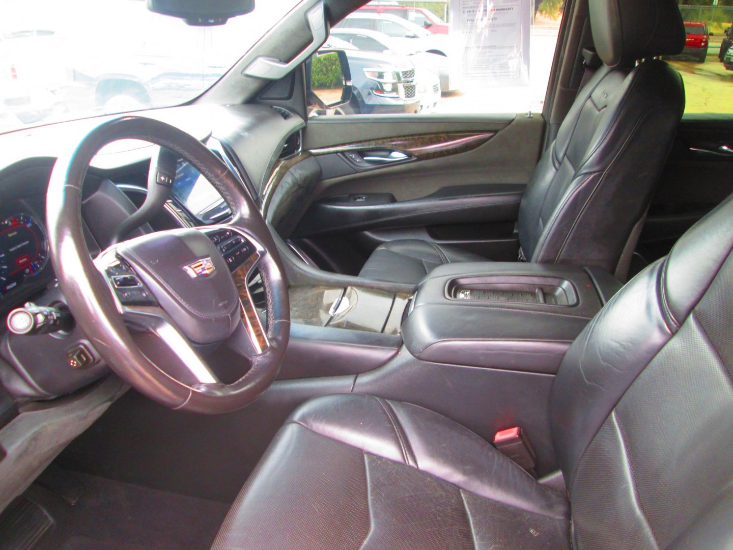 2016 BLACK Cadillac Escalade Platinum 2WD (1GYS3DKJ9GR) with an 6.2L V8 OHV 16V FFV engine, 6A transmission, located at 1815 NE 28th St., Fort Worth, TX, 76106, (817) 625-6251, 32.795582, -97.333069- Photo#12